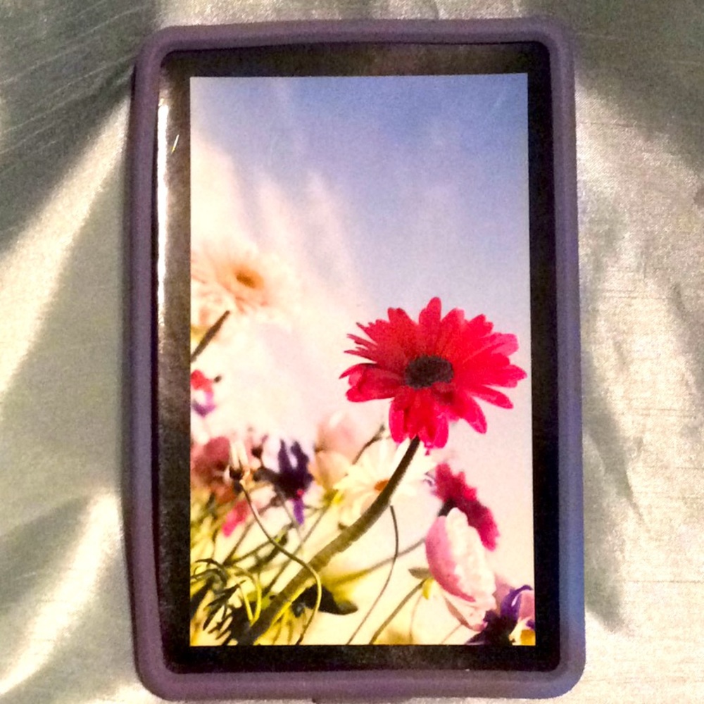 Purple Silicone tablet cover, @ 5” x 7 1/2”, NWT